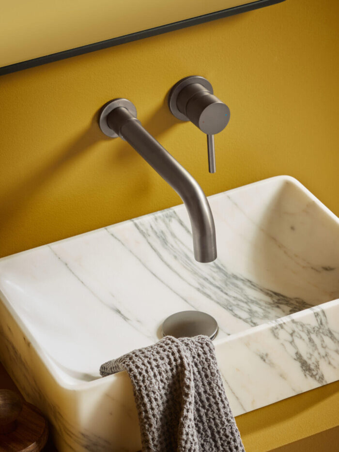 scudo-wall-mounted-core-basin-tap