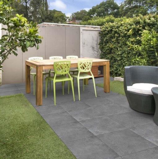 collective-anthracite-600x600-tile_01-768x512
